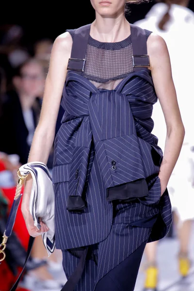 Look 55